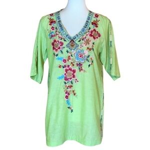 Adore linen blend tunic with beautiful, colorful embroidery Size Small